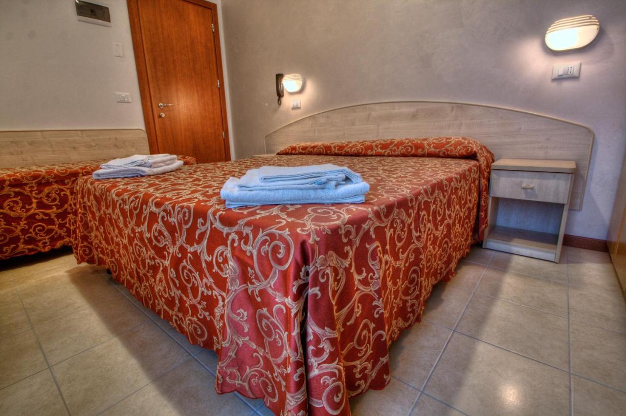 Hotel Belmar Rivazzurra Di Rimini Kültér fotó
