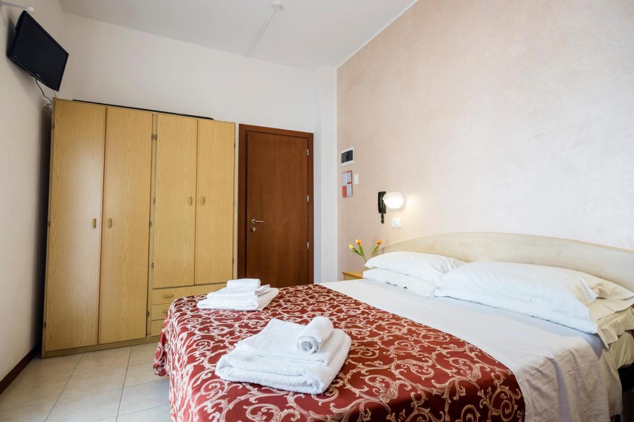Hotel Belmar Rivazzurra Di Rimini Kültér fotó